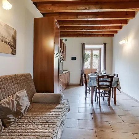 Apartman With Outdoor Dining - Happy